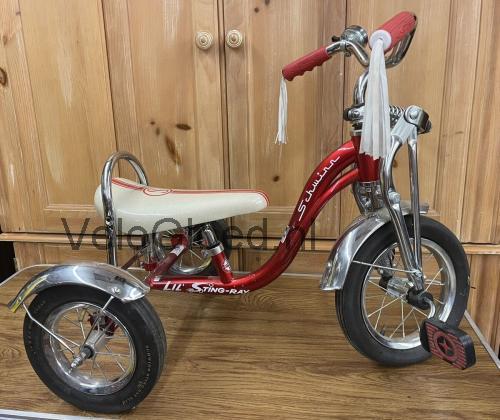 Schwinn Lil Sting-Ray Tricycle beoordelingen en specificaties